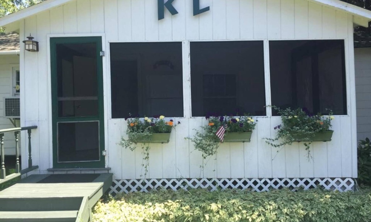 Alexandria Bay Hotel | Rock Ledge Motel