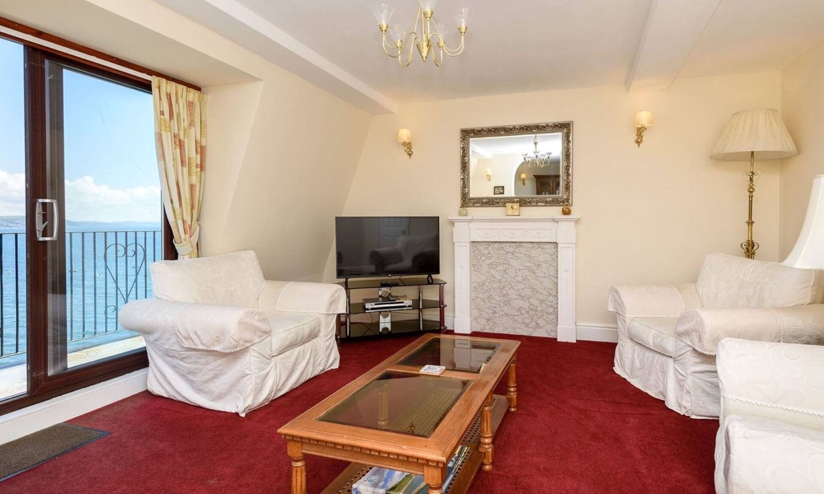 West Looe Apartment | Rock Towers by Interhome