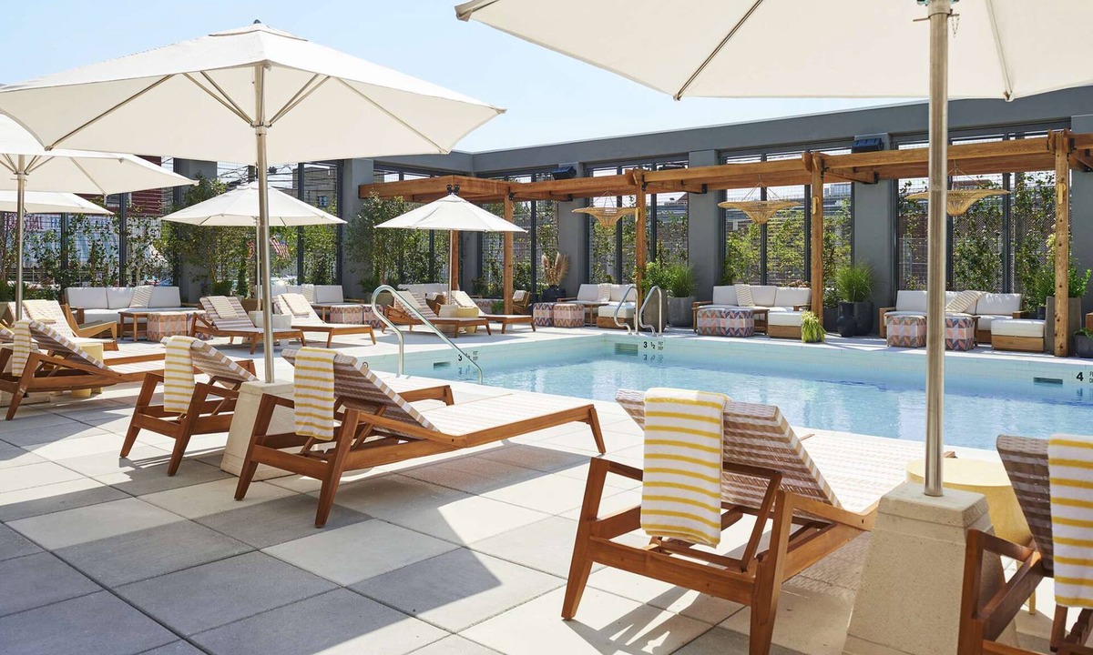 Queens Hotel | Rockaway Beach Stay | Pool. Rooftop. Dining + Spa