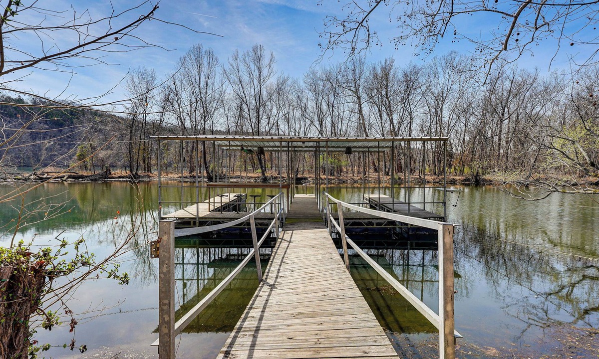 Rockaway Beach House | Rockaway Beach Home w/Attached Dock Slip Included