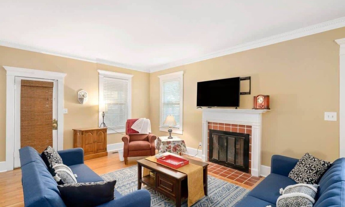 Huntsville House | Rocket City Residence