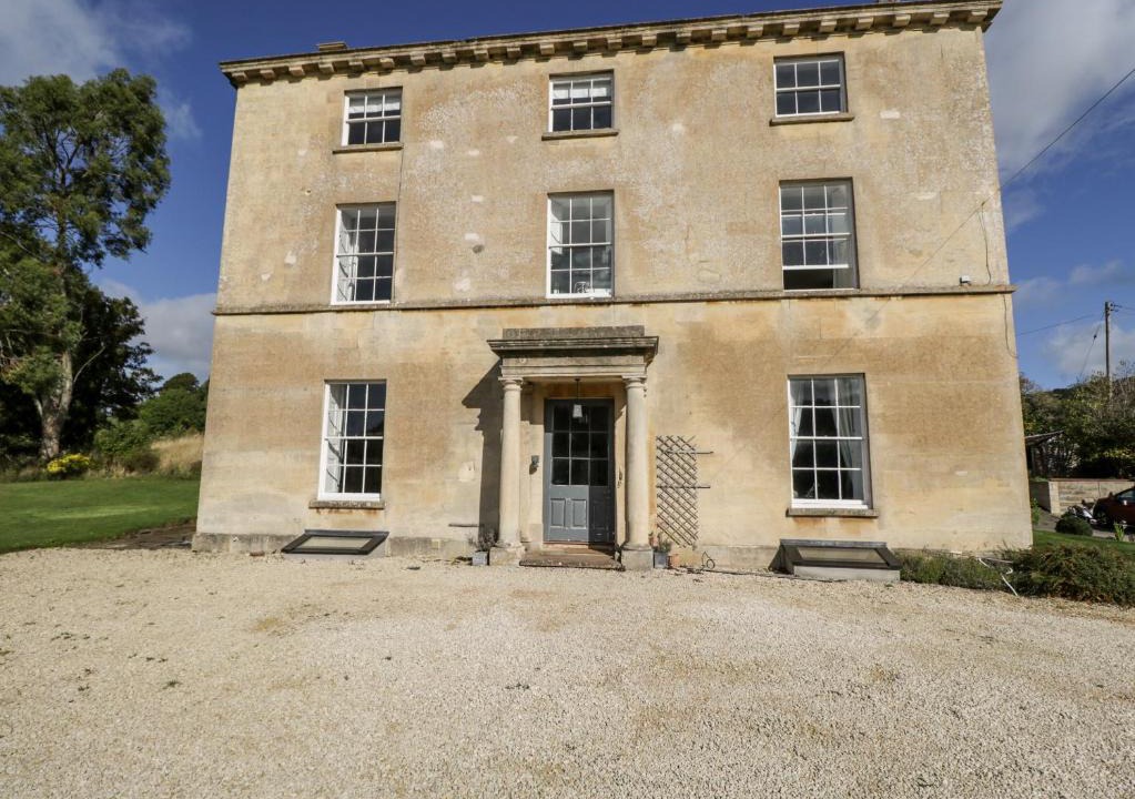 Dursley House | Rockstowes House