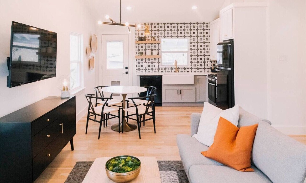 Rockwall House | Rockwall Surf Shack - Downtown Rockwall
