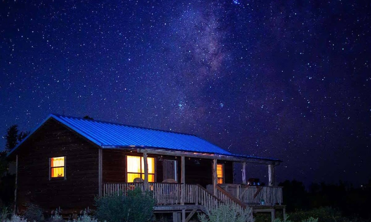 Fredericksburg Cabin | RockyRidge Cabin-Amazing Views!