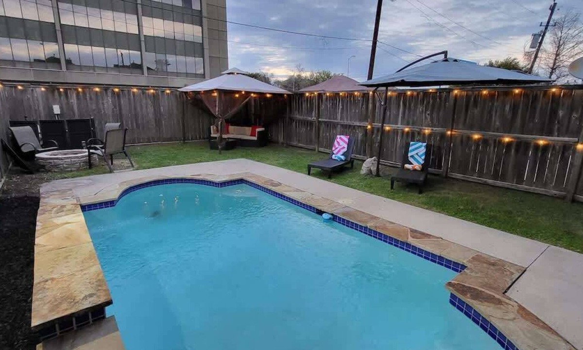 Woodlake - Briar Meadow House | Rodeo x World Cup Spring Offer | 2 Homes + Pool