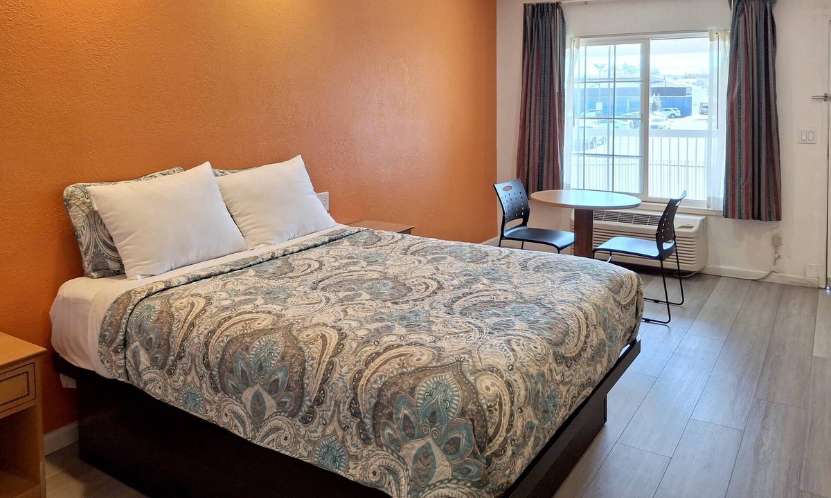 West Alameda Hotel | Rodeway Inn Alameda-Oakland