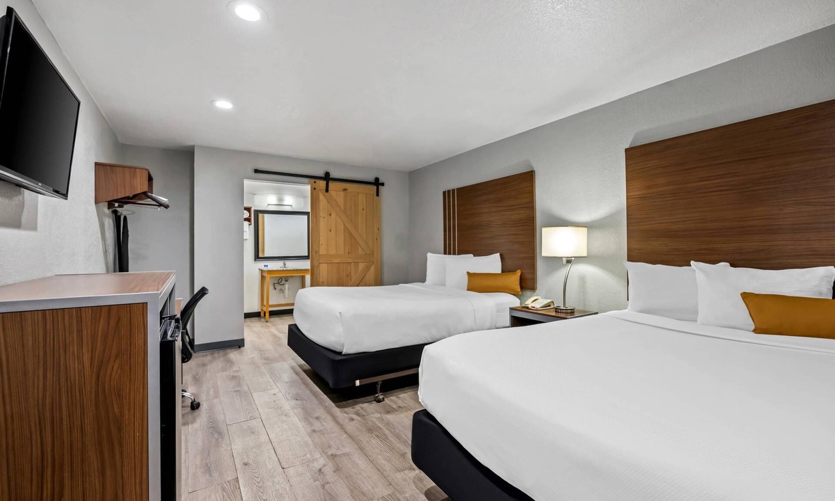 Carlsbad Hotel | Rodeway Inn Carlsbad Caverns Area
