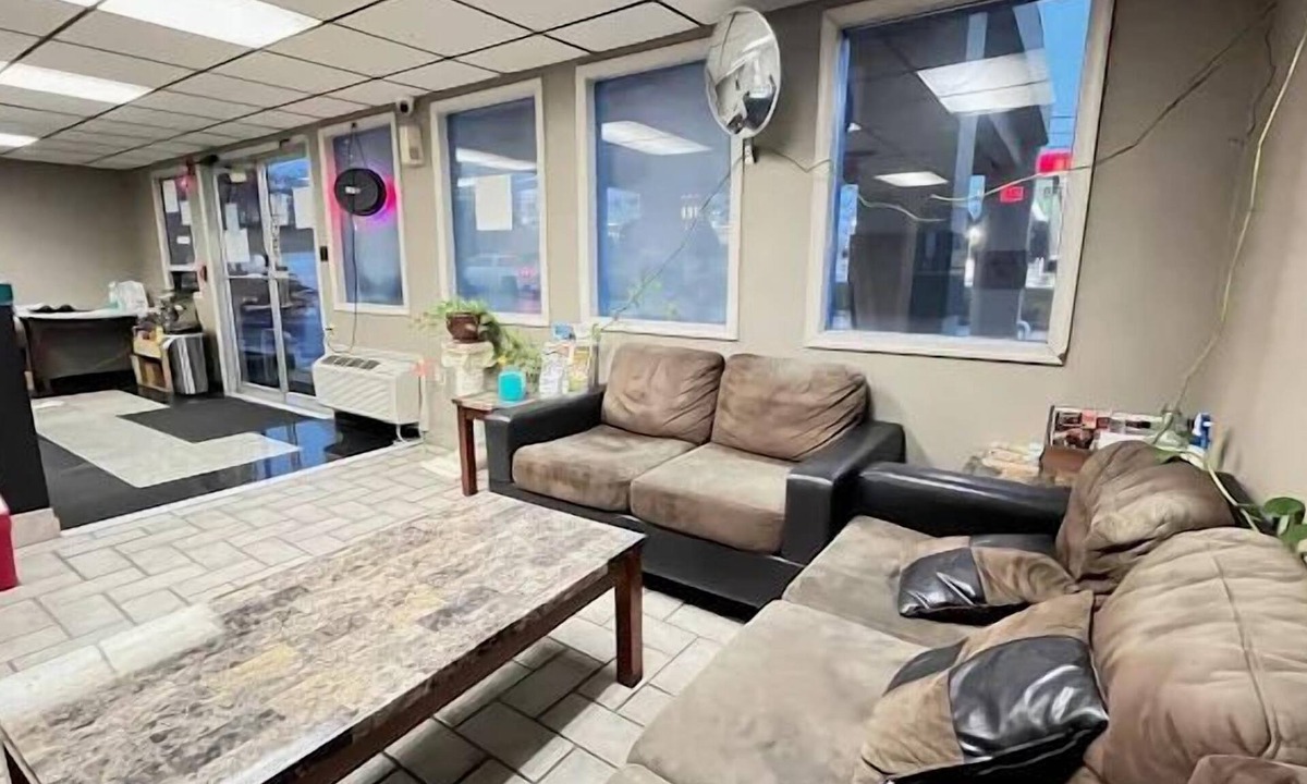 Dunmore Hotel | Rodeway Inn Dunmore