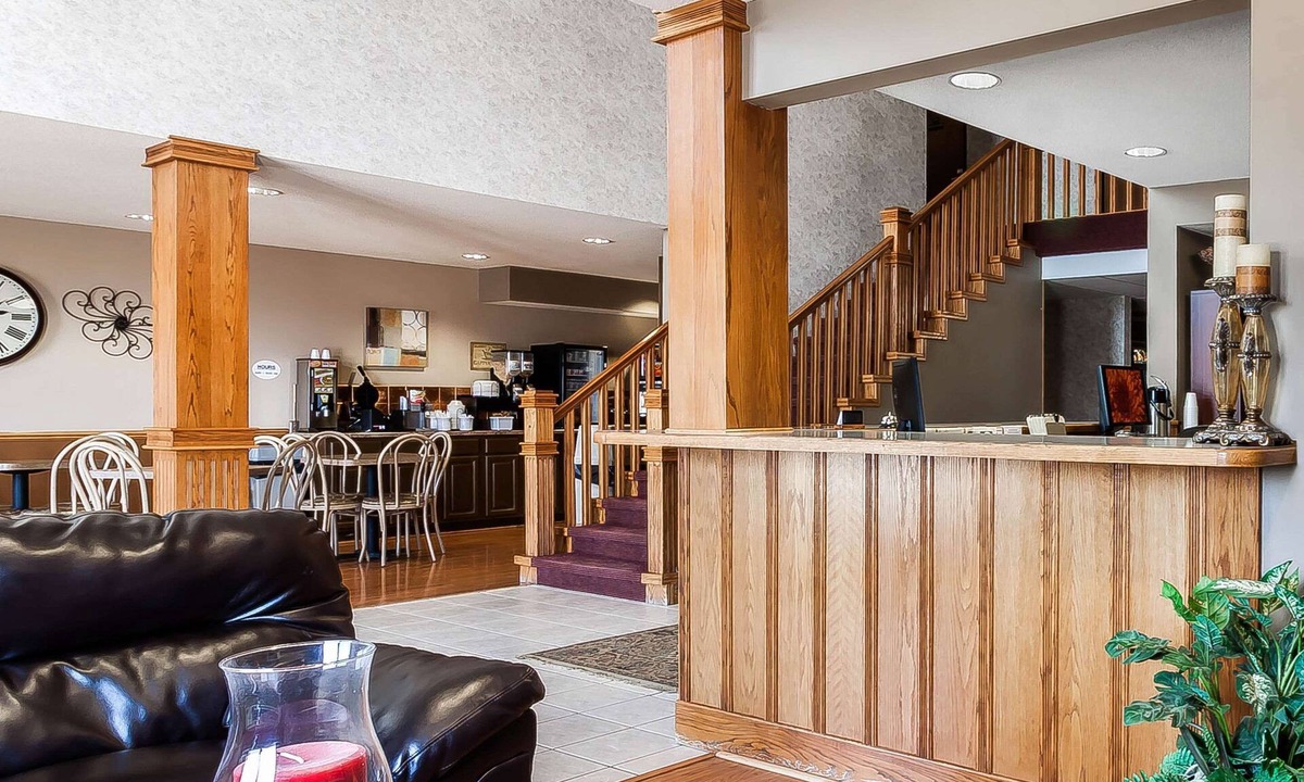 Holdrege Hotel | Rodeway Inn Holdrege