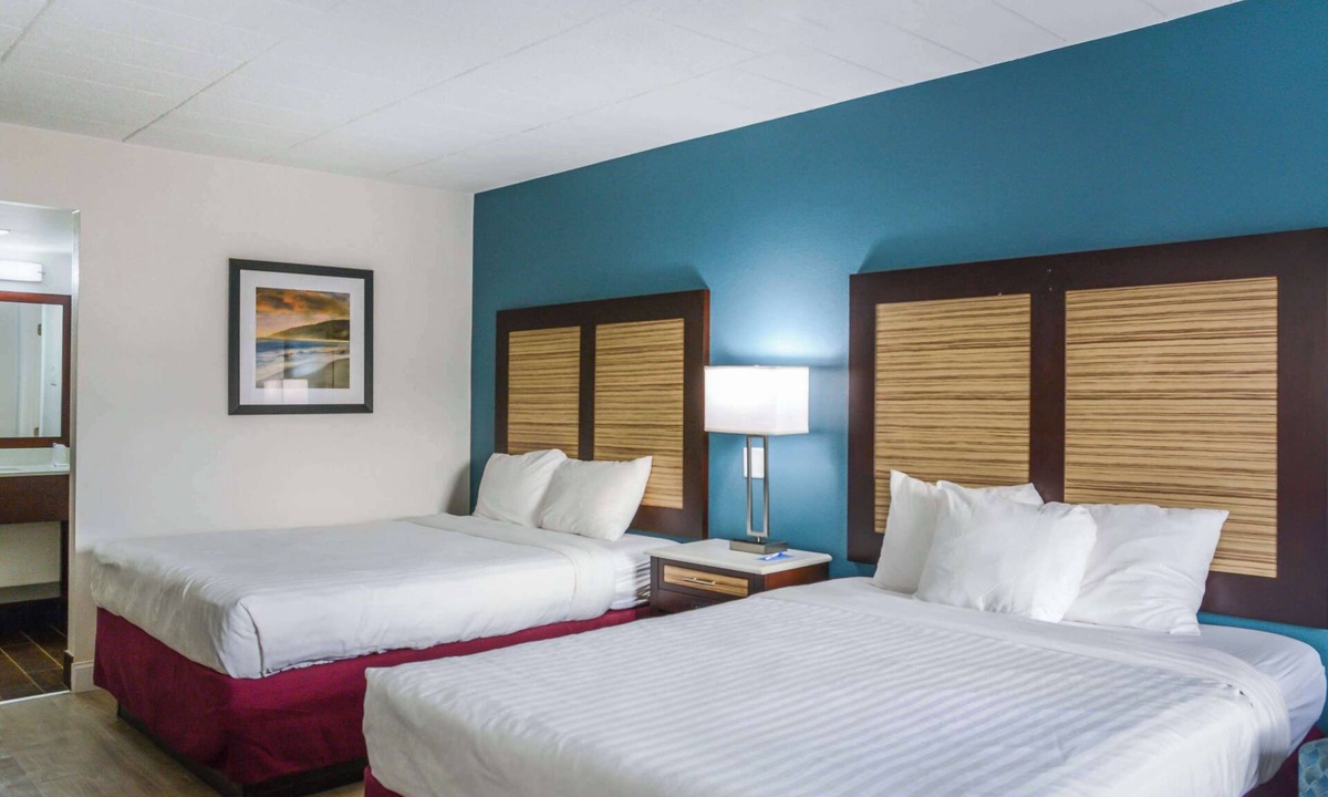 Milford Hotel | Rodeway Inn Milford