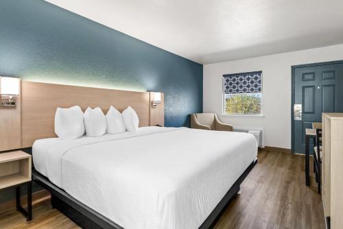 Muskogee Hotel | Rodeway Inn Muskogee