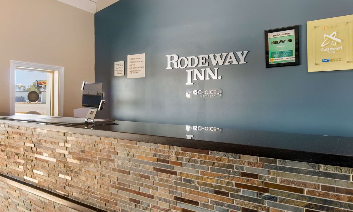 Nashville Hotel | Rodeway Inn Nashville