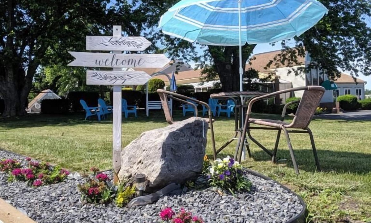 Orleans Hotel | Rodeway Inn Orleans - Cape Cod