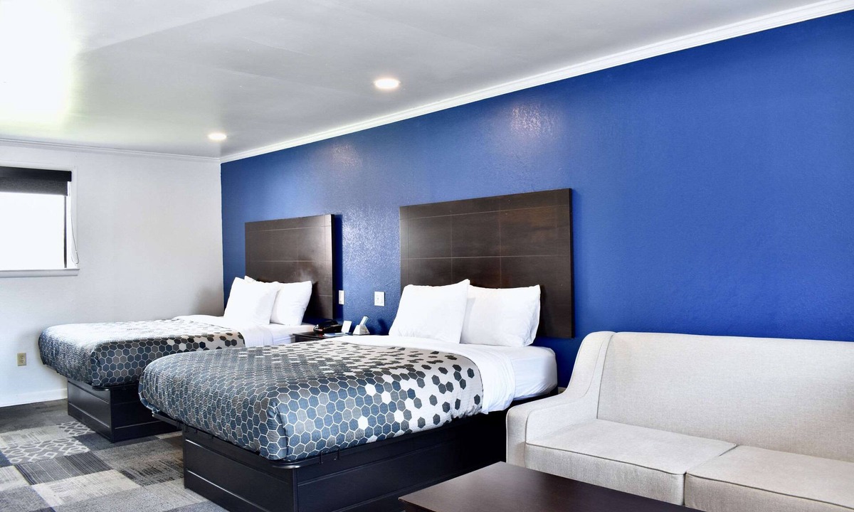 Swainsboro Hotel | Rodeway Inn Swainsboro