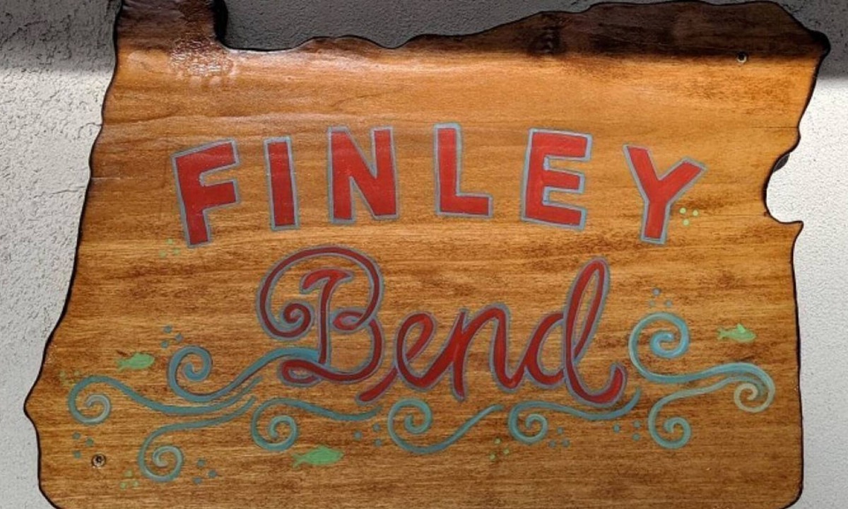 Fruitdale Apartment | Rogue Rive Oasis: Finley Bend Cabin