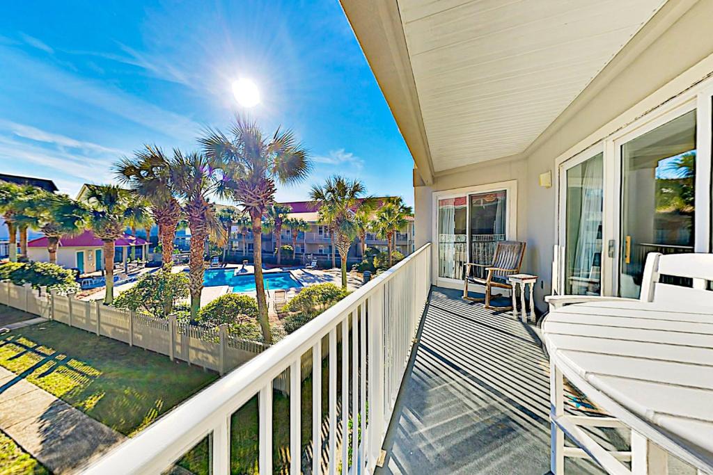 Seagrove Beach House | Rolling Tide Villas