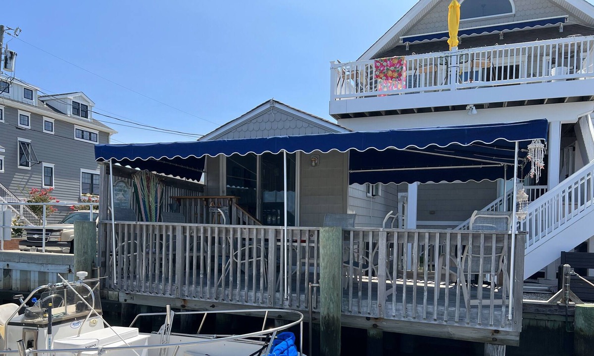Wildwood Crest Cottage | Romantic Bayfront Cottage - Pet Friendly!