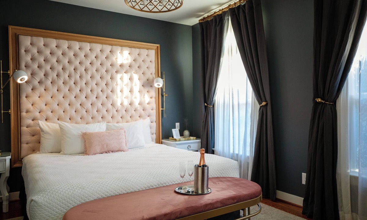 White Hall Bed & Breakfast | Romantic Blush Room at The Inn at Stinson Vineyards