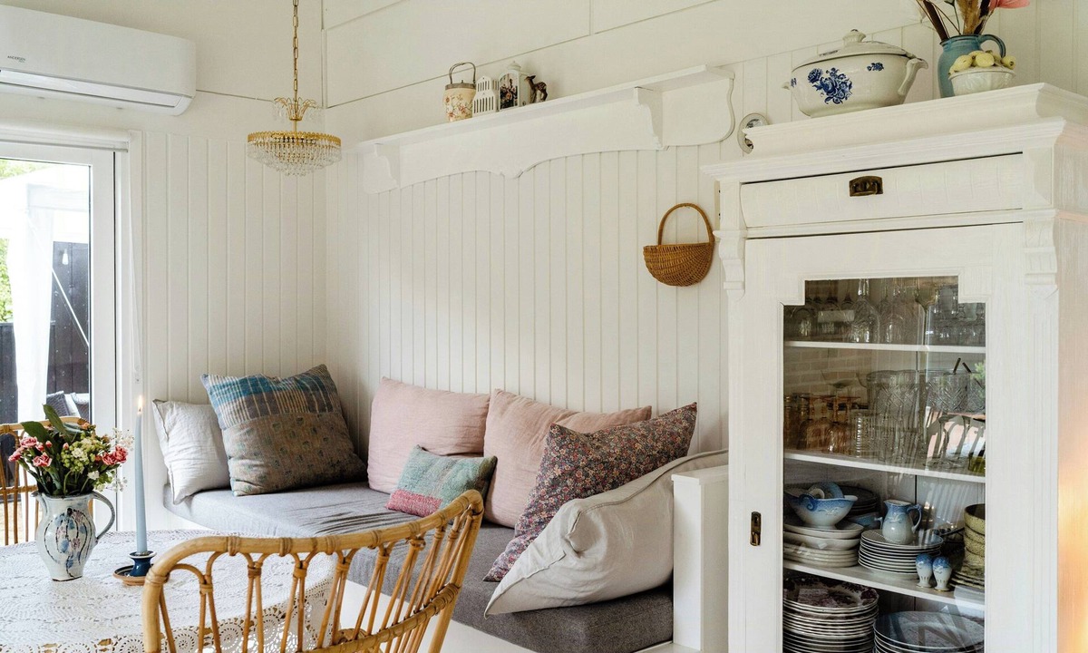 Tversted House | Romantic cabin near water and history