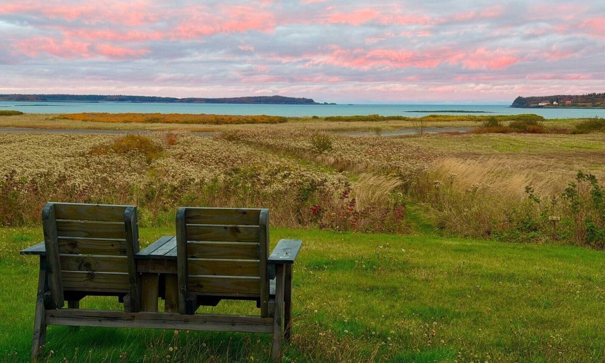 Lubec Cottage | Romantic Downeast Ocean Front Cottage ~ Amazing Views ~Near Quoddy Head Park!