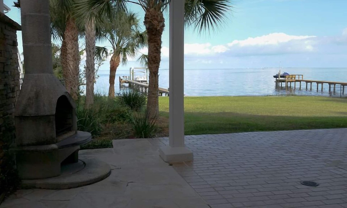 Crystal Beach House | Romantic Escape; Open Gulf View; Your Own Private Dock! Elevator to master.