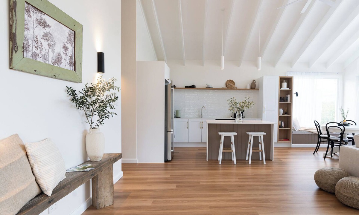 Witheren Cottage | Romantic Guest House with Mountain Views