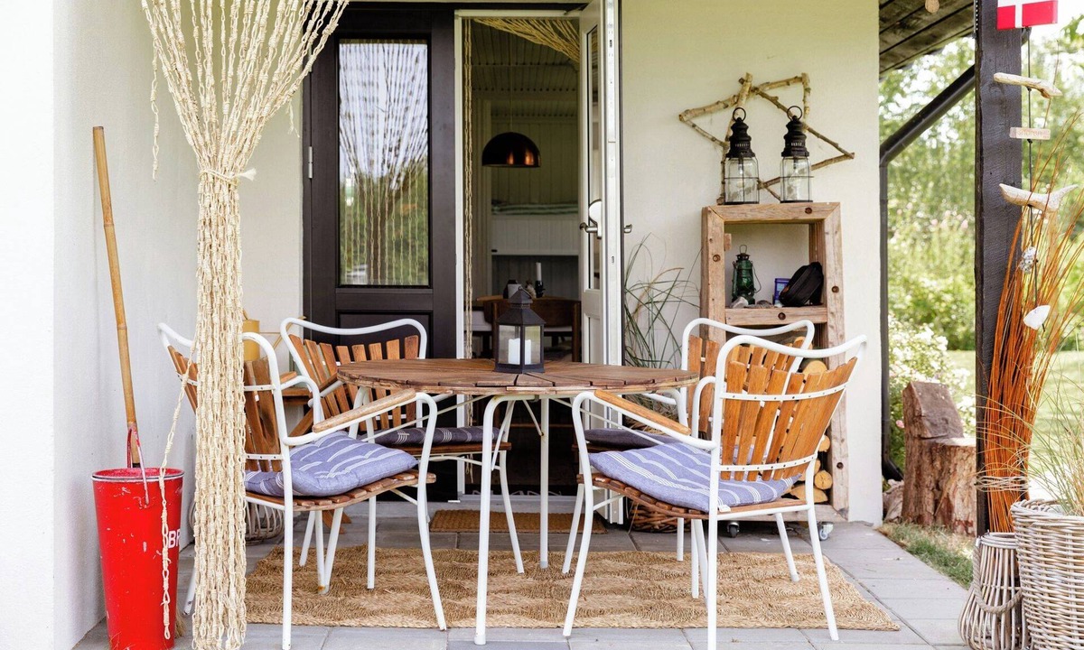 Maribo House | Romantic island cottage in cosy style near beach