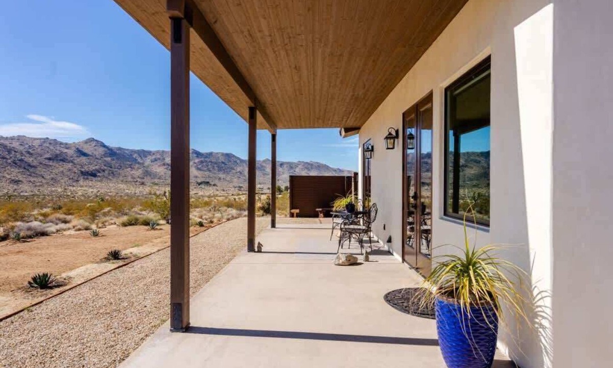 Joshua Tree House | Romantic Joshua Tree Escape w/Hot Tub & Park Access by Homestead Modern