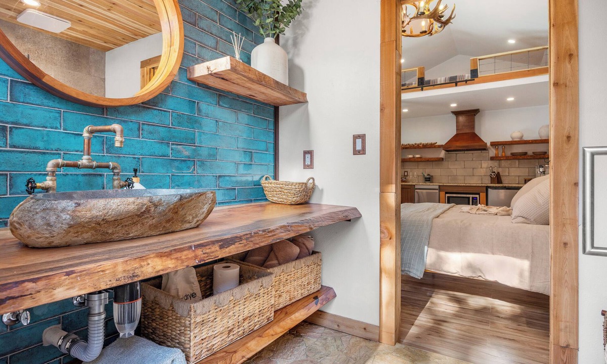 Wimberley Resort | Romantic Luxury Retreat-hot/cold pool & sauna