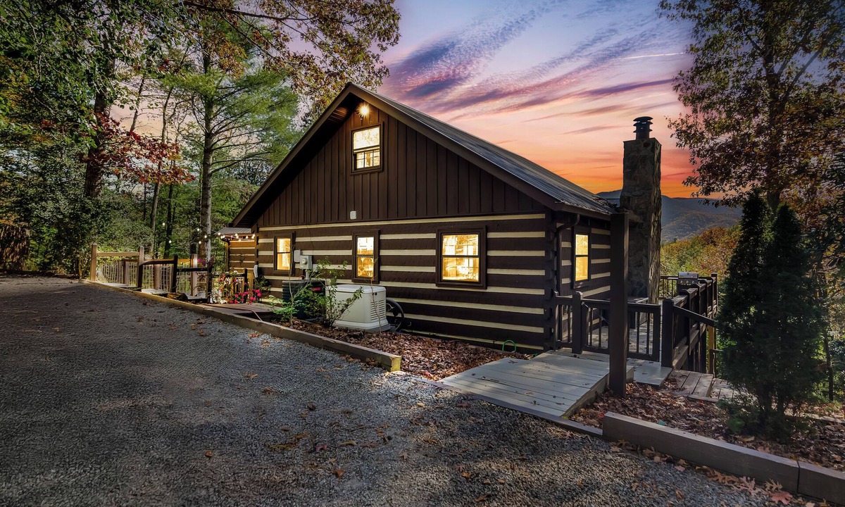 Hidden Lake Cabin | Romantic Modern Cabin w/Mountain Views, Hot Tub, Pet-Friendly & EV Charger
