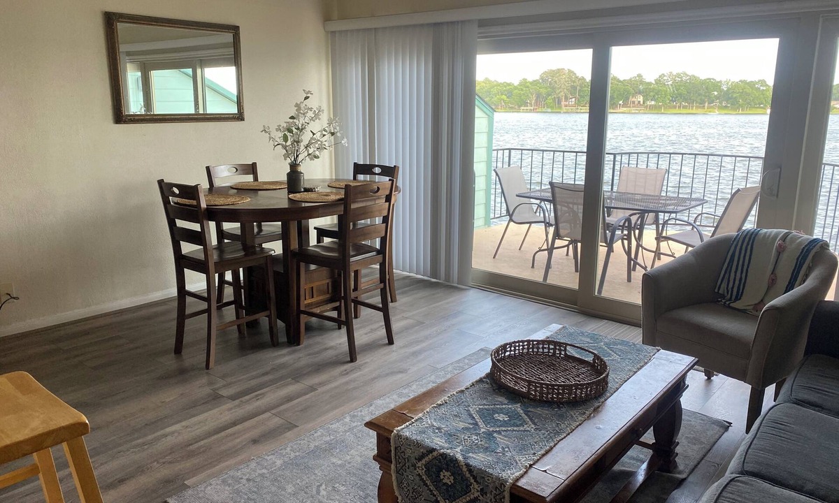 Seven Coves Apartment | Romantic or family convenient with balcony over conroe lake ideal for fishing