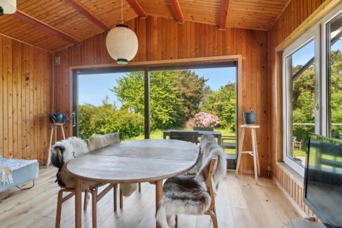 Faarevejle House | Romantic Retreat Close To The Beach