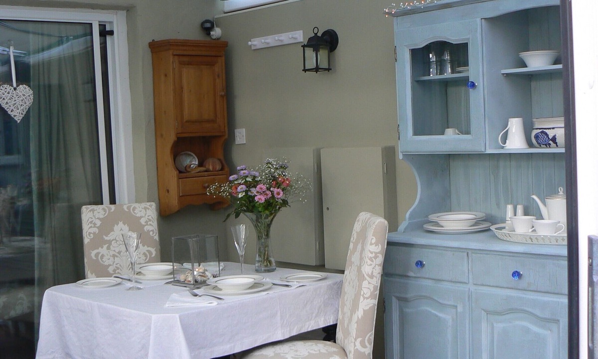 Penryn House | Romantic Retreat