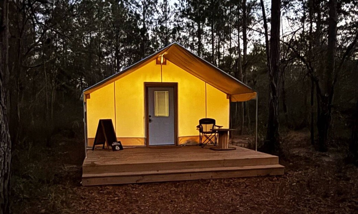 Live Oak RV Rental | Romantic Safari Tent Private Bath Fire Pit