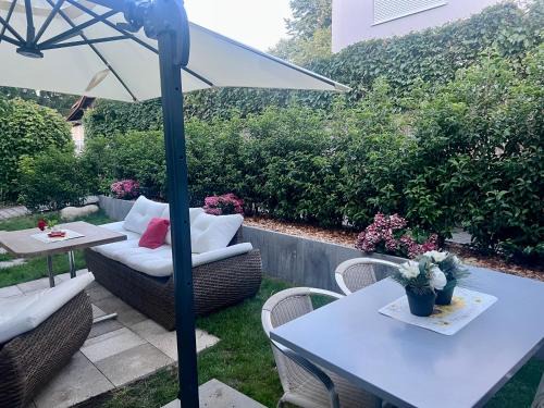 Nussbaumen Apartment | Romantic Space