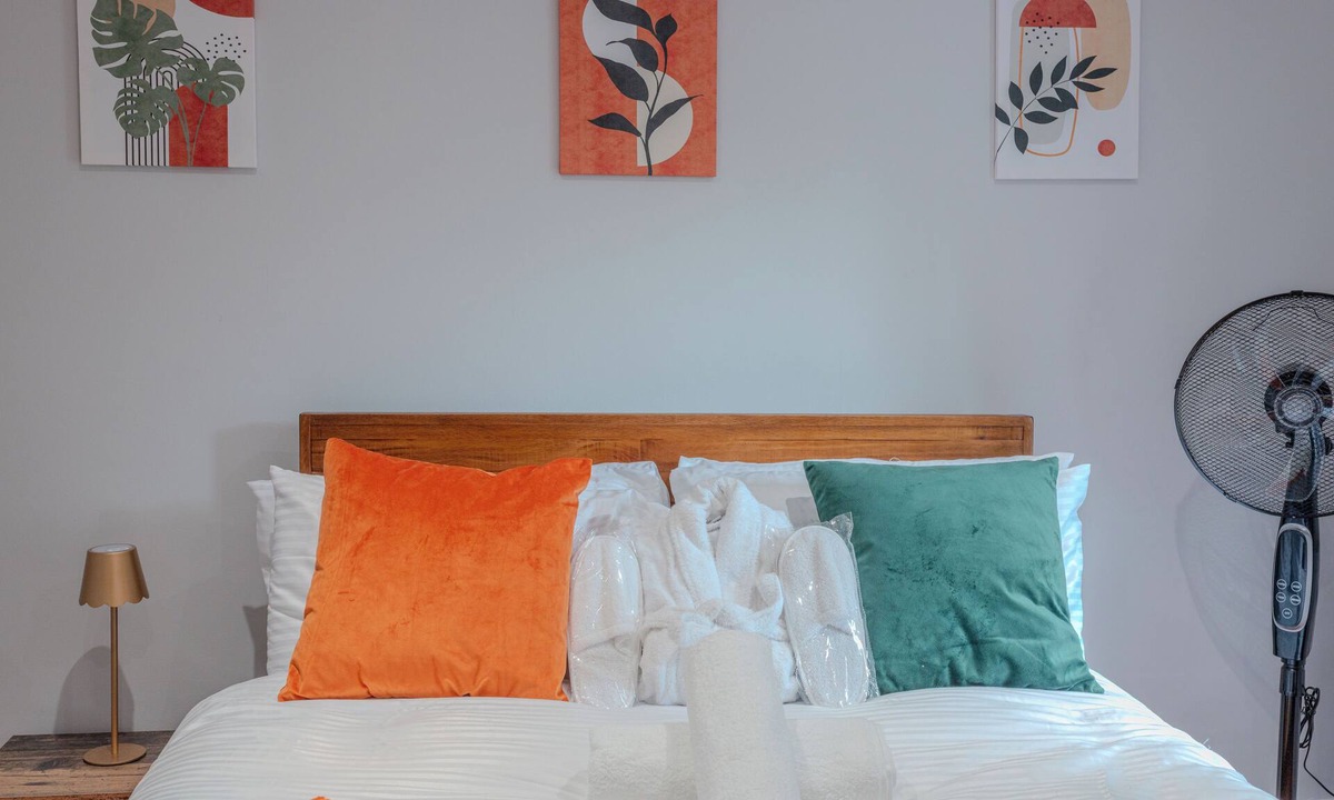 Coldharbour Apartment | Rooftop/worktable/Netflix/Parking/Promo/longstay