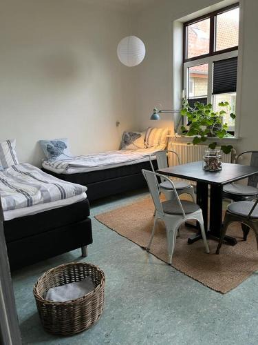Vestervig Apartment | Room 14 - Hawkraft kulturhotel