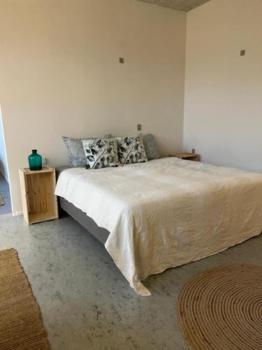 Vestervig Apartment | Room 6 - Hawkraft Kulturhotel