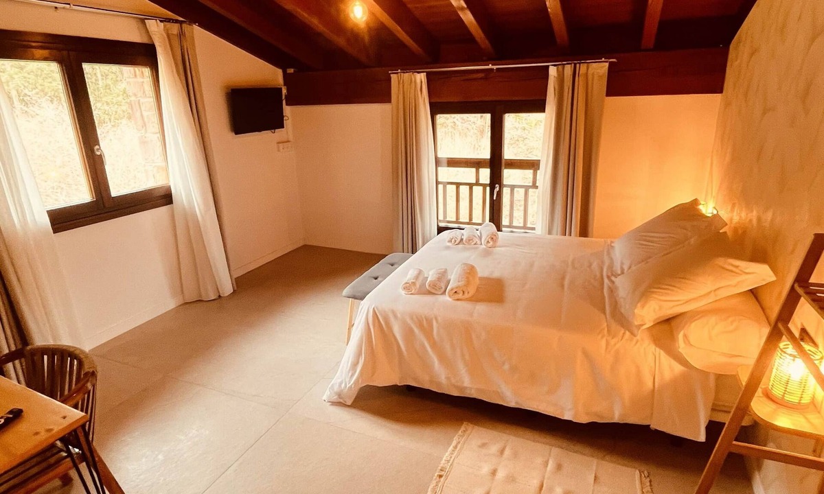 Bermeo House | Room at Casa Rural Kirana 1