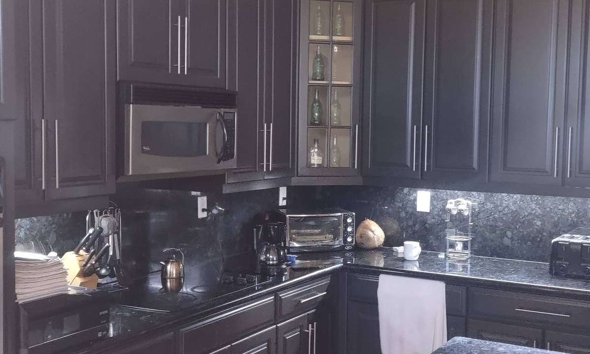 Parkland Bed & Breakfast | Room for rent