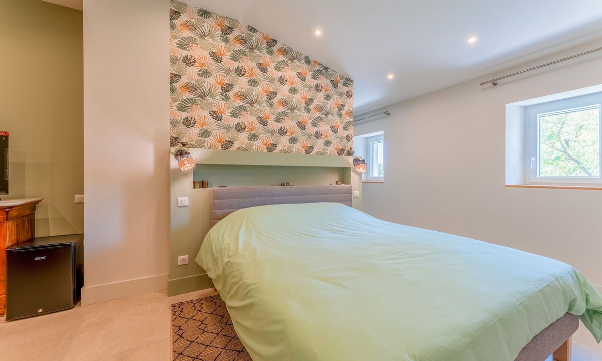 Font d'Irac Bed & Breakfast | Room 'Gérard' with Shared Terrace, Shared Garden, and Air Conditioning