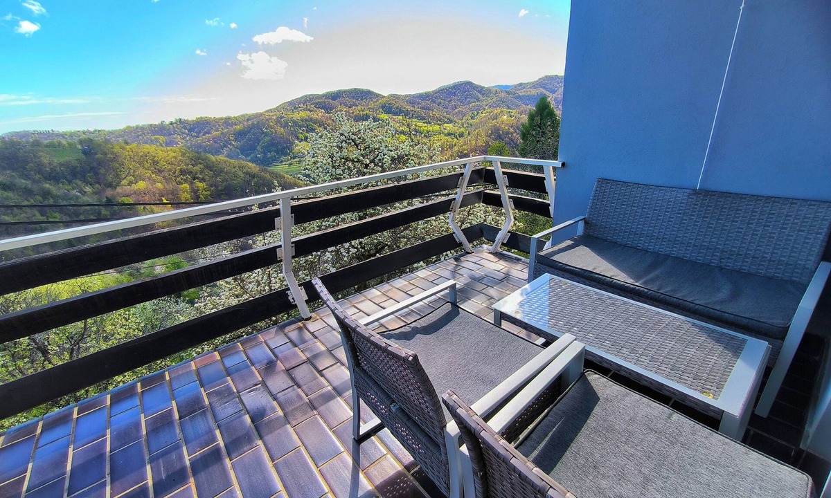 Samobor Apartment | Room-guest Room in Croatia