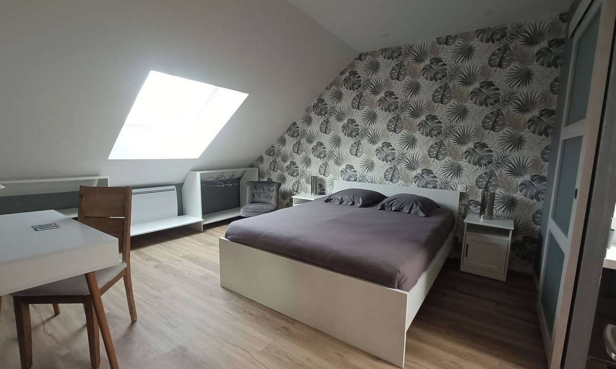 Ecommoy Apartment | Room in 2-person apartment