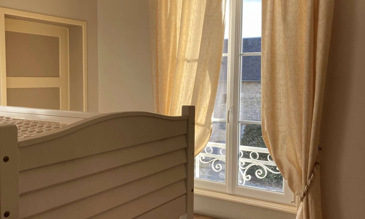 Vierville-sur-Mer House | Room La Neptune layout