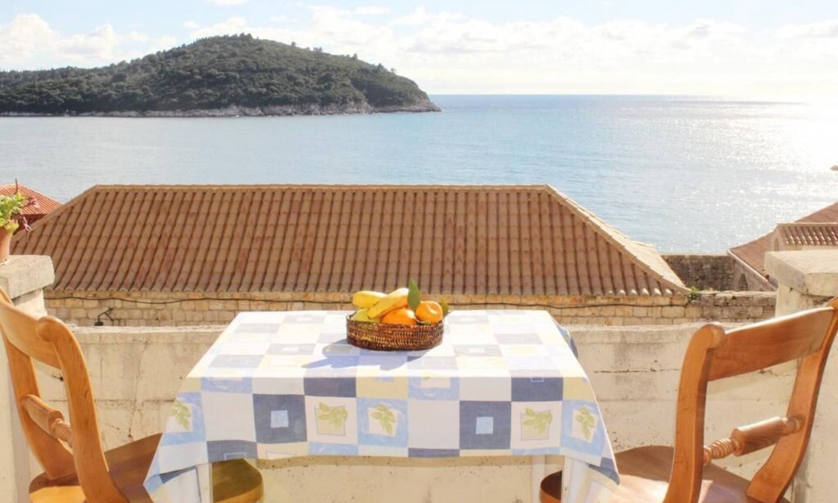 Ploce House | Room Lazareti - Double Room with Shared Terrace