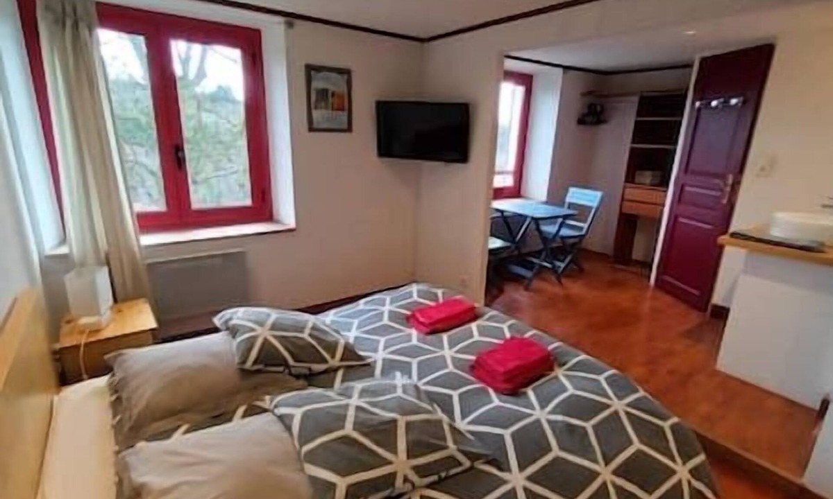 Cazals-des-Bayles House | Room, le Frêne, with swimming pool, Mountain View near Mirepoix, Ariège