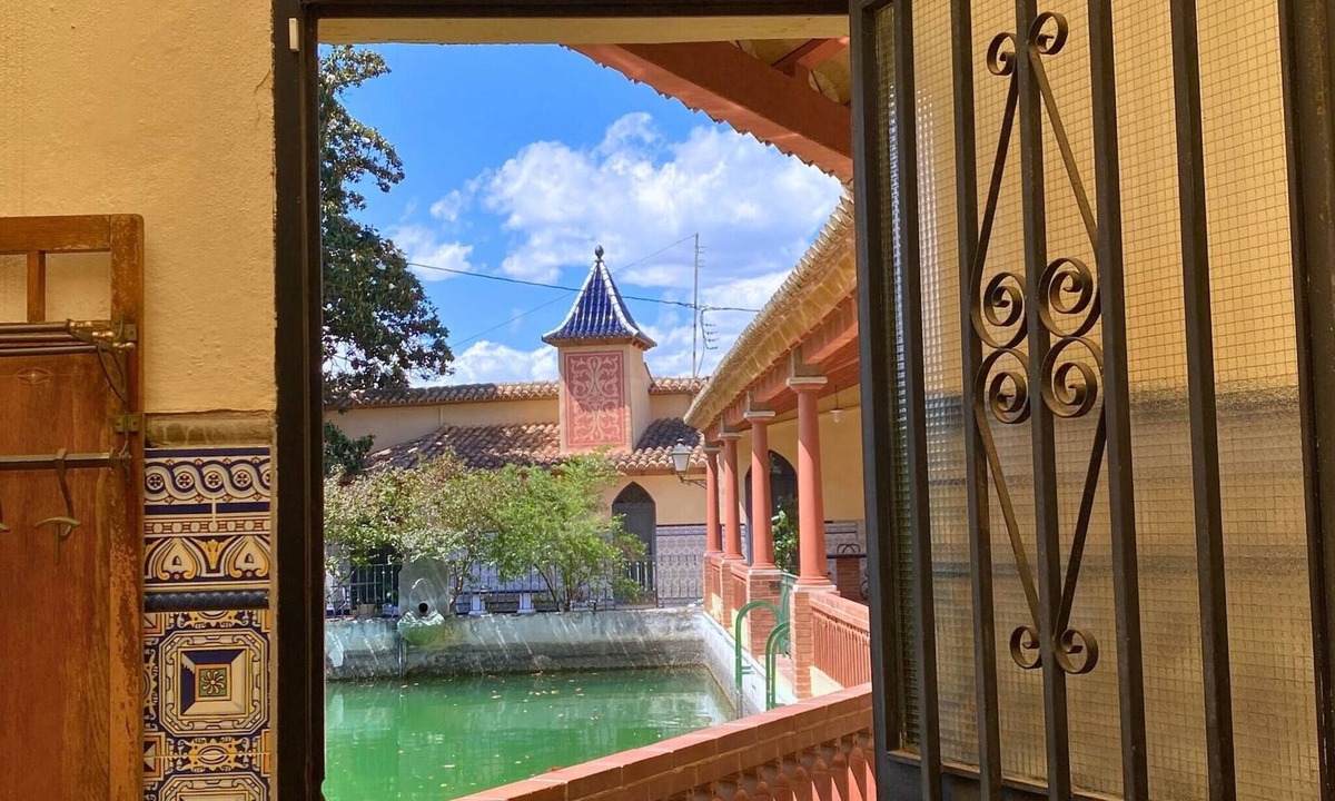 Alzira House | Room-orange Room Your Refuge of Tranqu