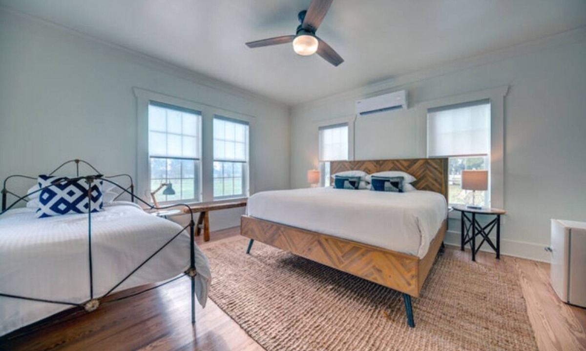 Warrenton Apartment | Room Seven - Farmstead