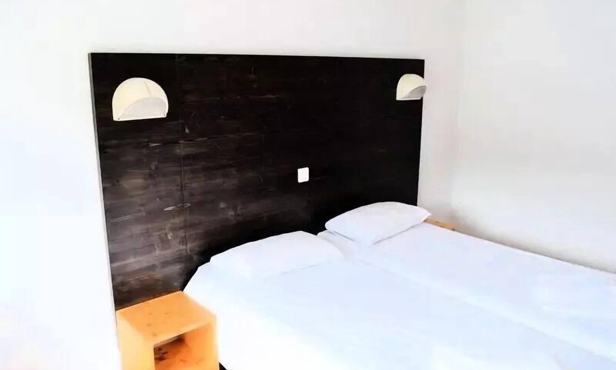 Bois-d'Amont Apartment | Room sleeps 5 - Full board - PMR