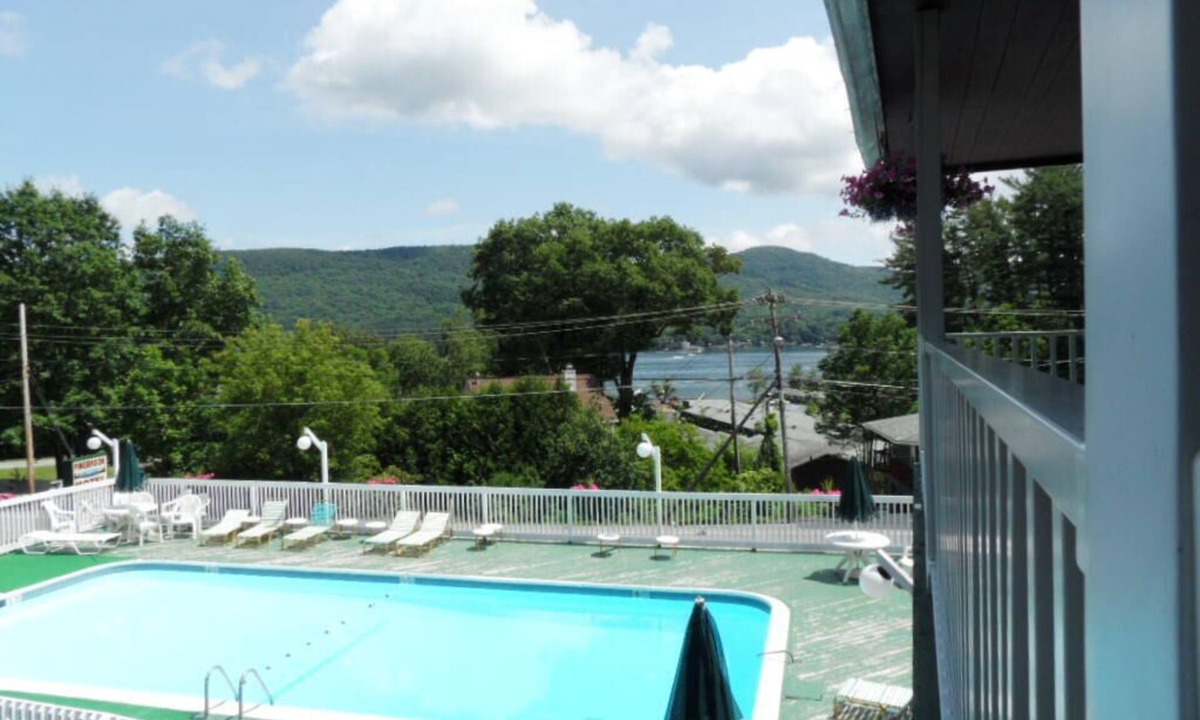 Lake George Hotel | Room with Kitchen